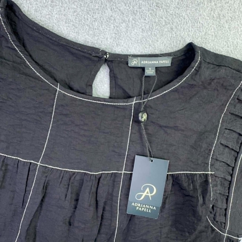 NEW Adrianna Papell Crinkled Extended Shoulder Top Womens S Black Ivory Blouse